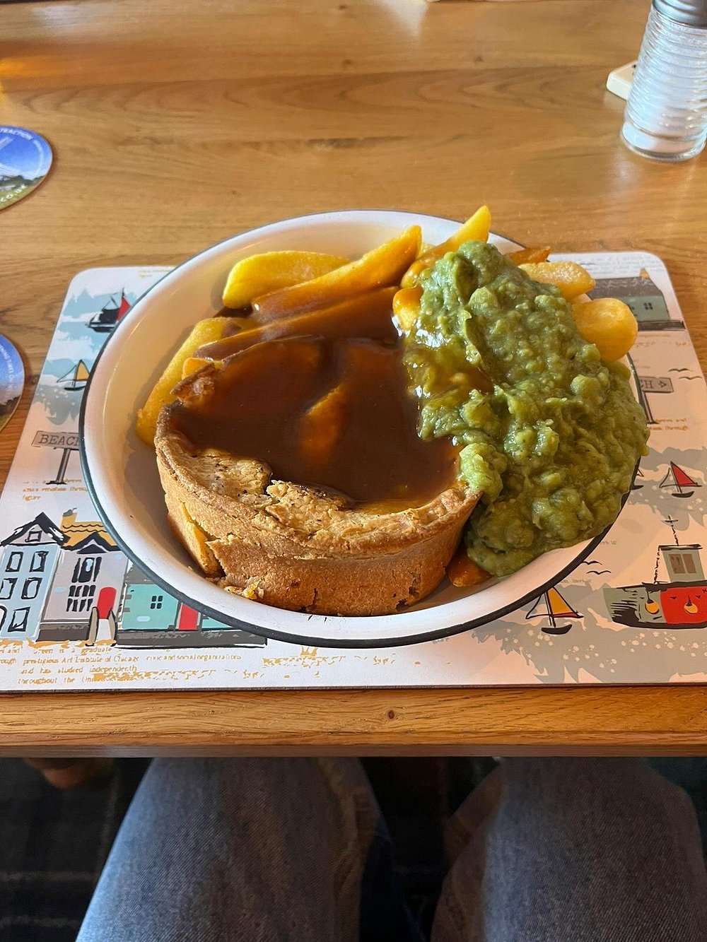 Traditional pub grub